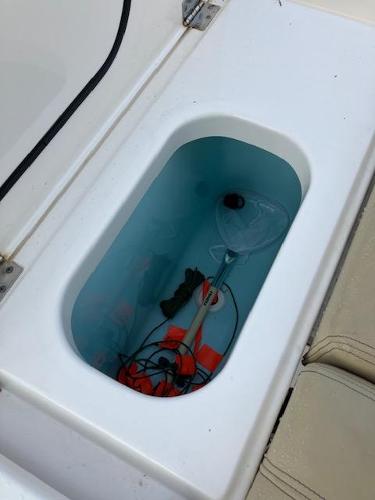 2017 Pursuit DC 325 Dual Console
