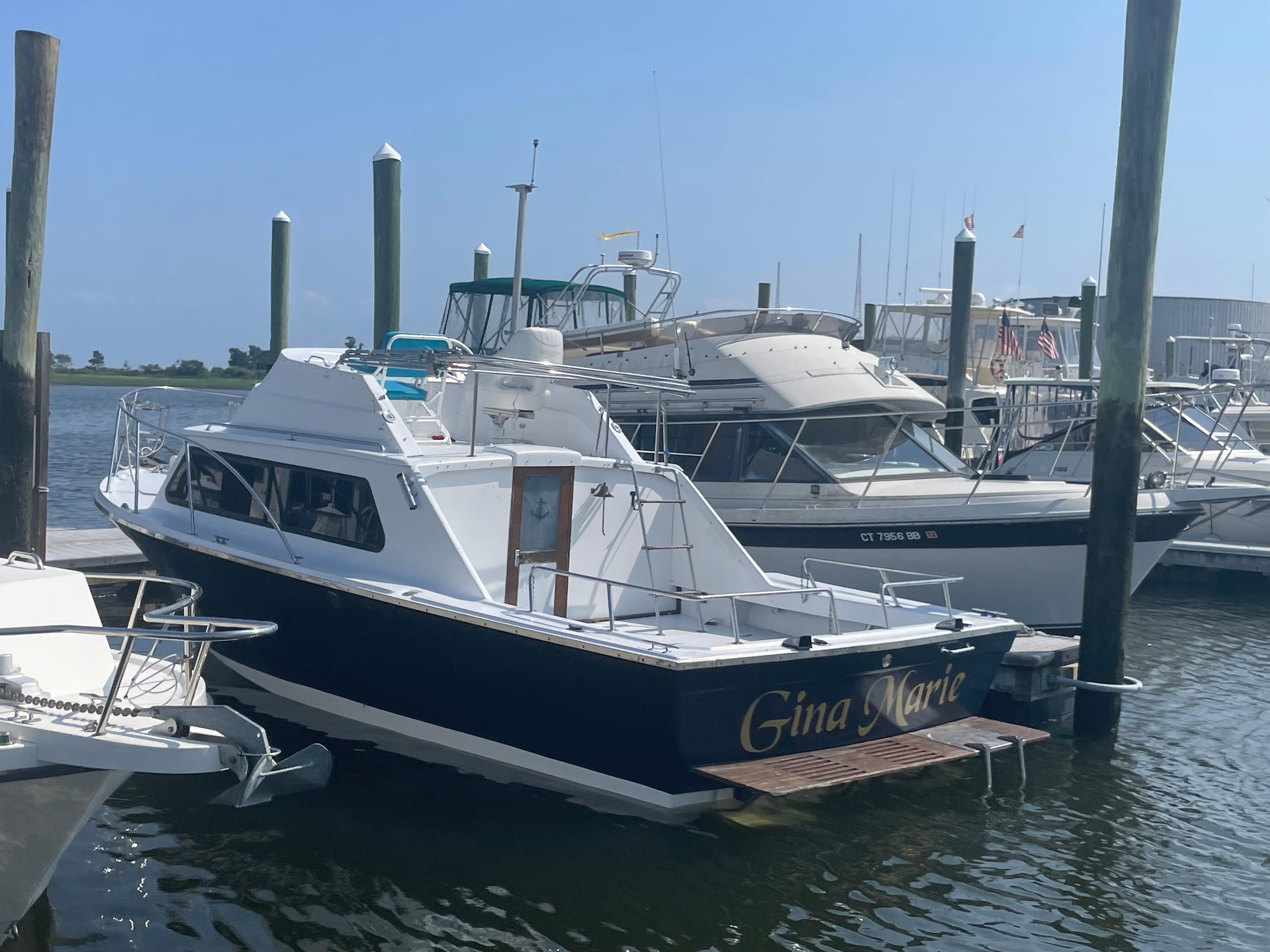 1974 Luhrs Two 80
