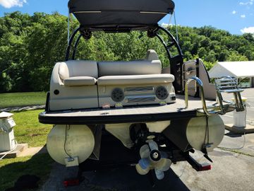2016 Harris Grand Mariner SEL 250