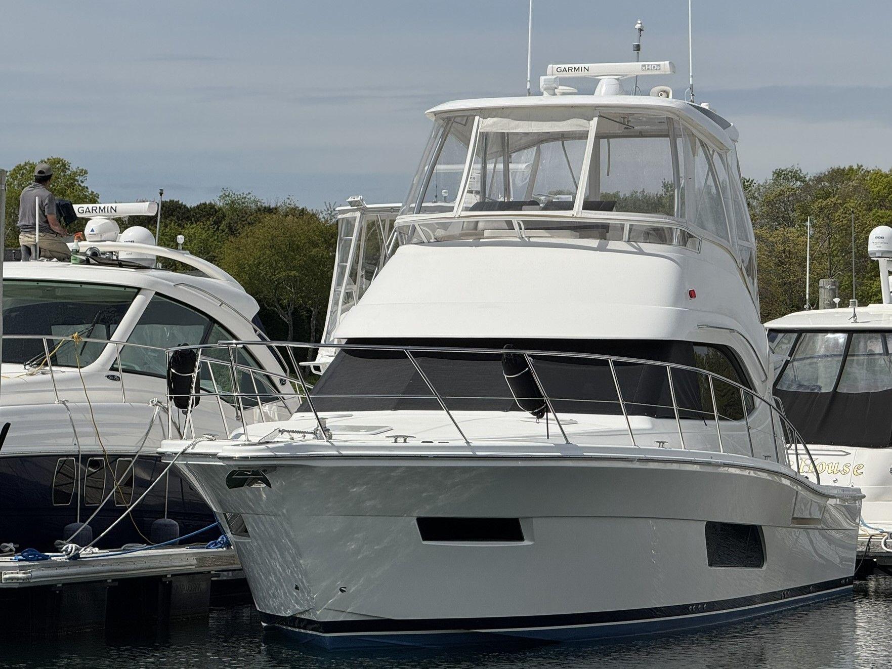2016 Riviera 43 Flybridge