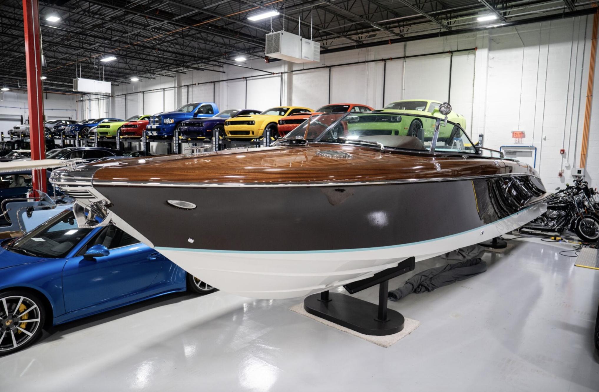 2024 Riva 33 anniversario