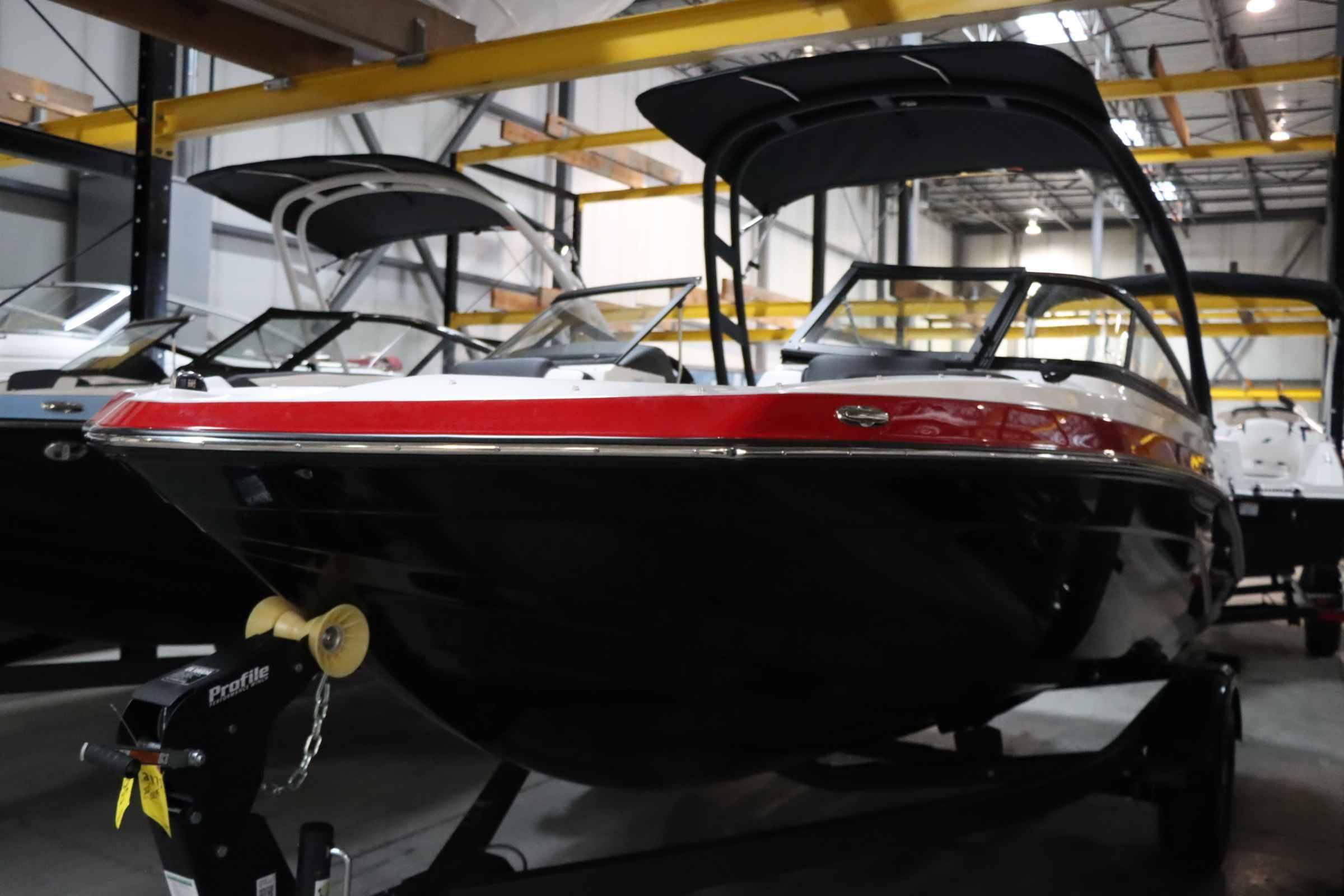 2025 Yamaha Boats AR195