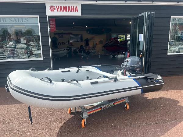 2023 Yamaha Boats 310 TAF