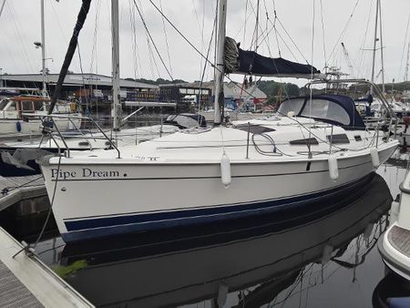 Perry Design Review Hunter 33 5 Boats Com