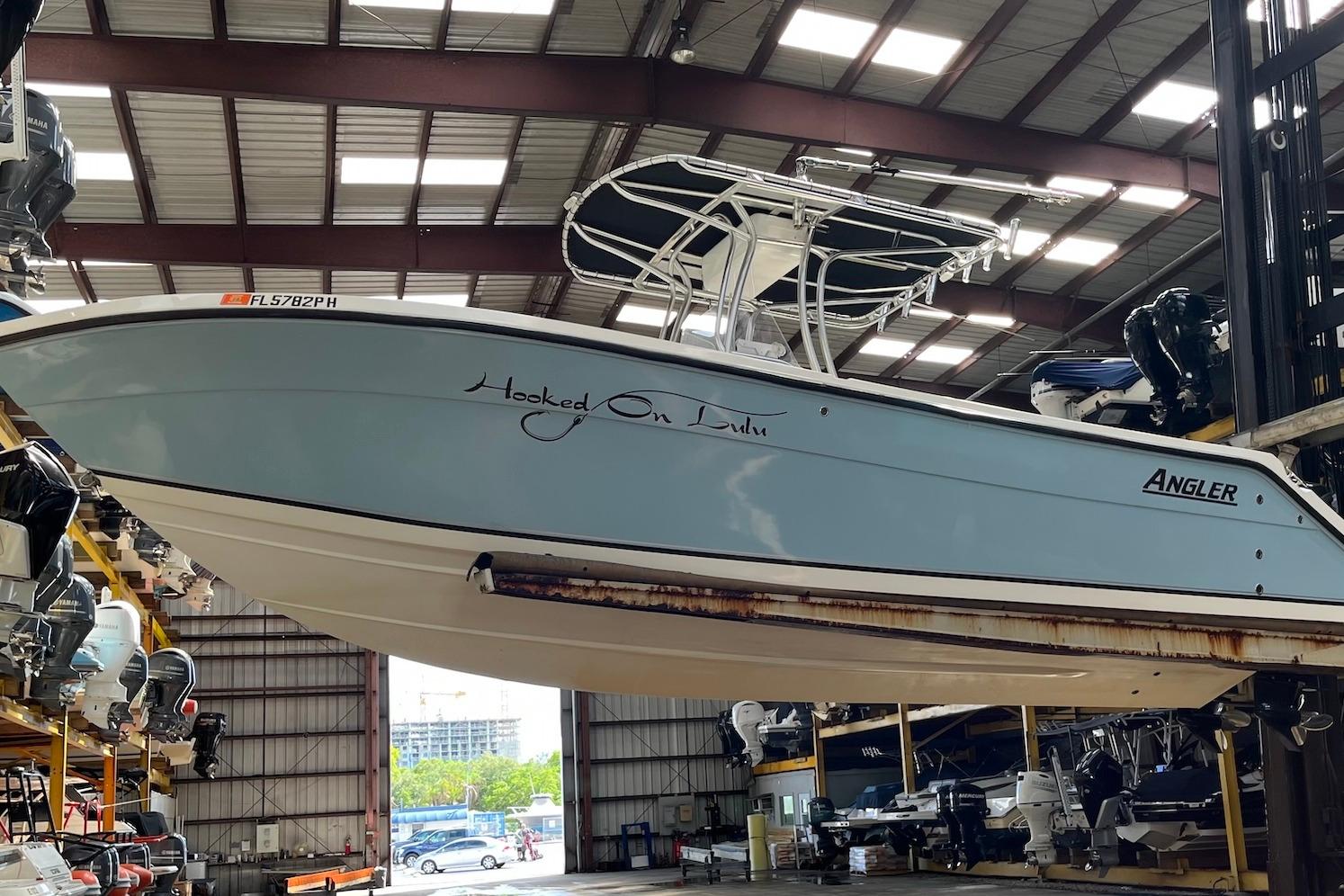 2011 Angler 2600 CC
