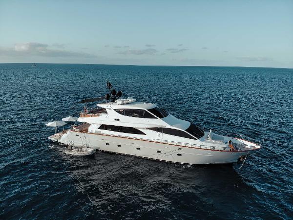 Falcon 98 Motor Yacht