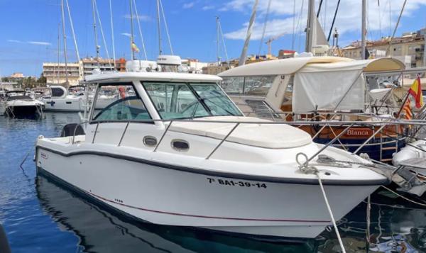 2014 Boston Whaler 315 Conquest