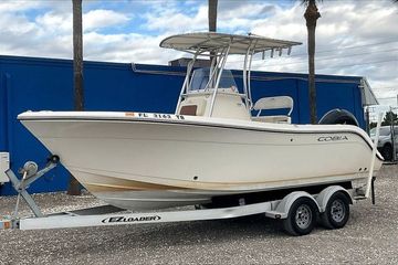 2022 Cobia 220 Center Console