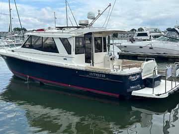 2014 Cutwater C-30 Sedan