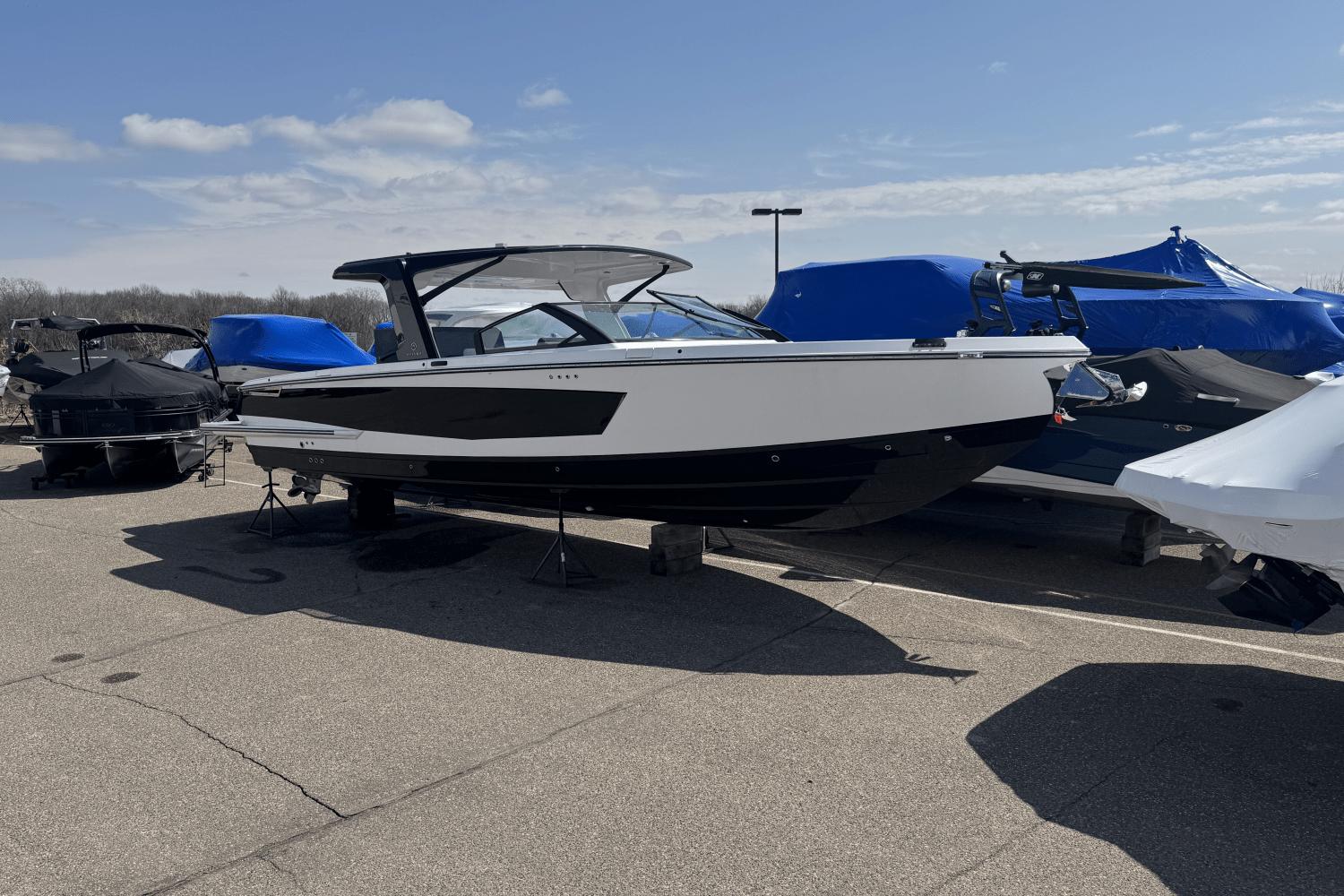 2024 Aviara AV36