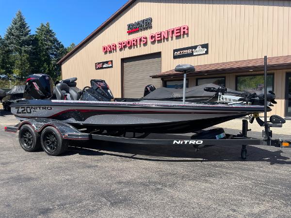 Nitro Z20 XL Pro 2025 Nitro Z20 XL Pro boat at D&R Sports Center, parked on a trailer.