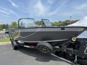 2026 Alumacraft Competitor 185 FSX Sport