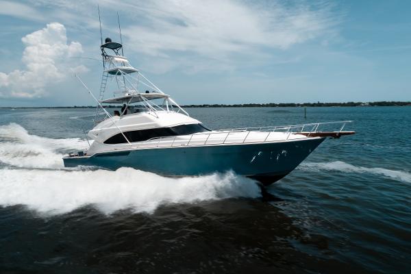Bertram Sport Fish 2006 Bertram Sportfish yacht cruising on open water under a clear sky.