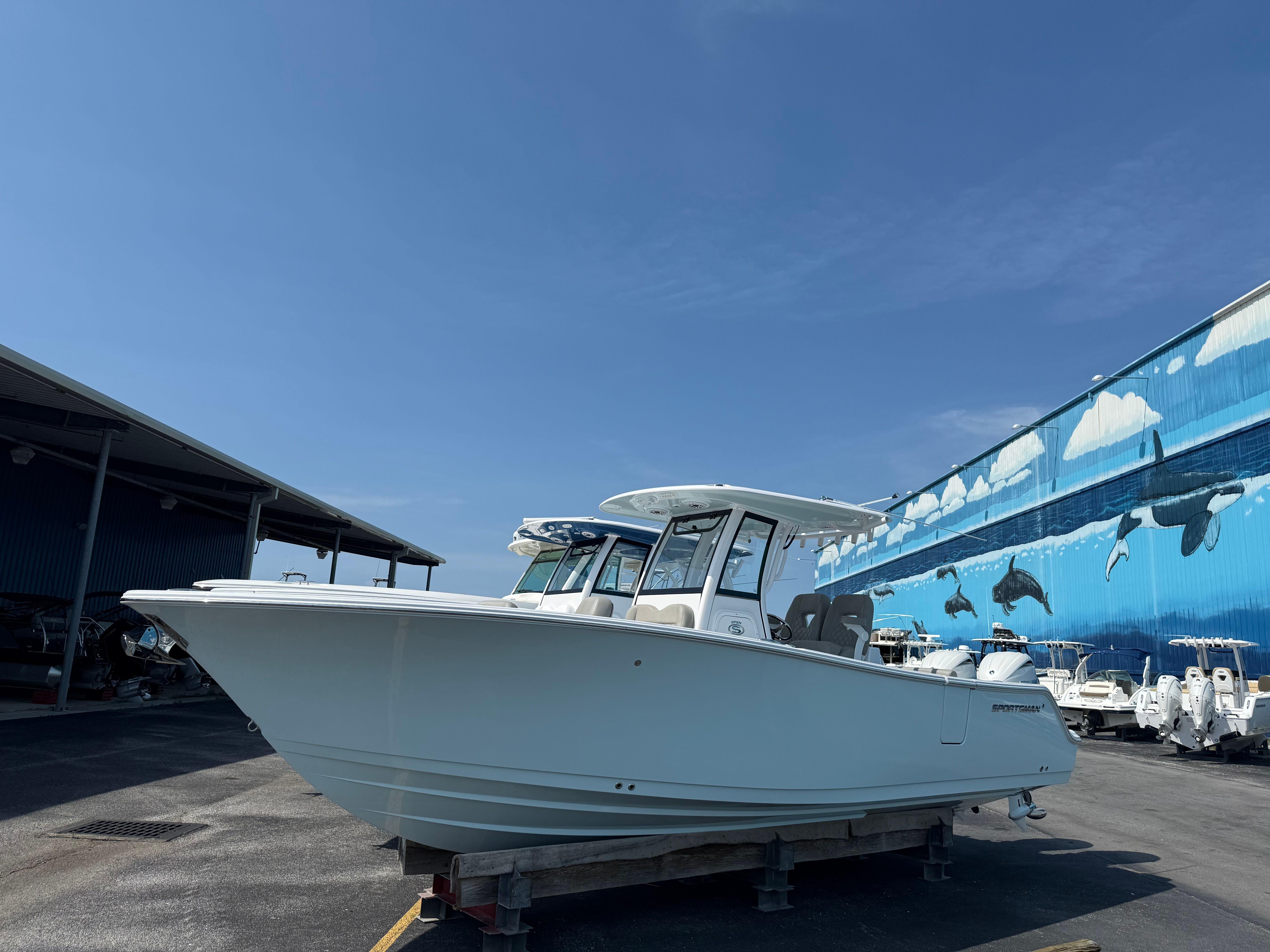 2025 Sportsman Open 262 Center Console
