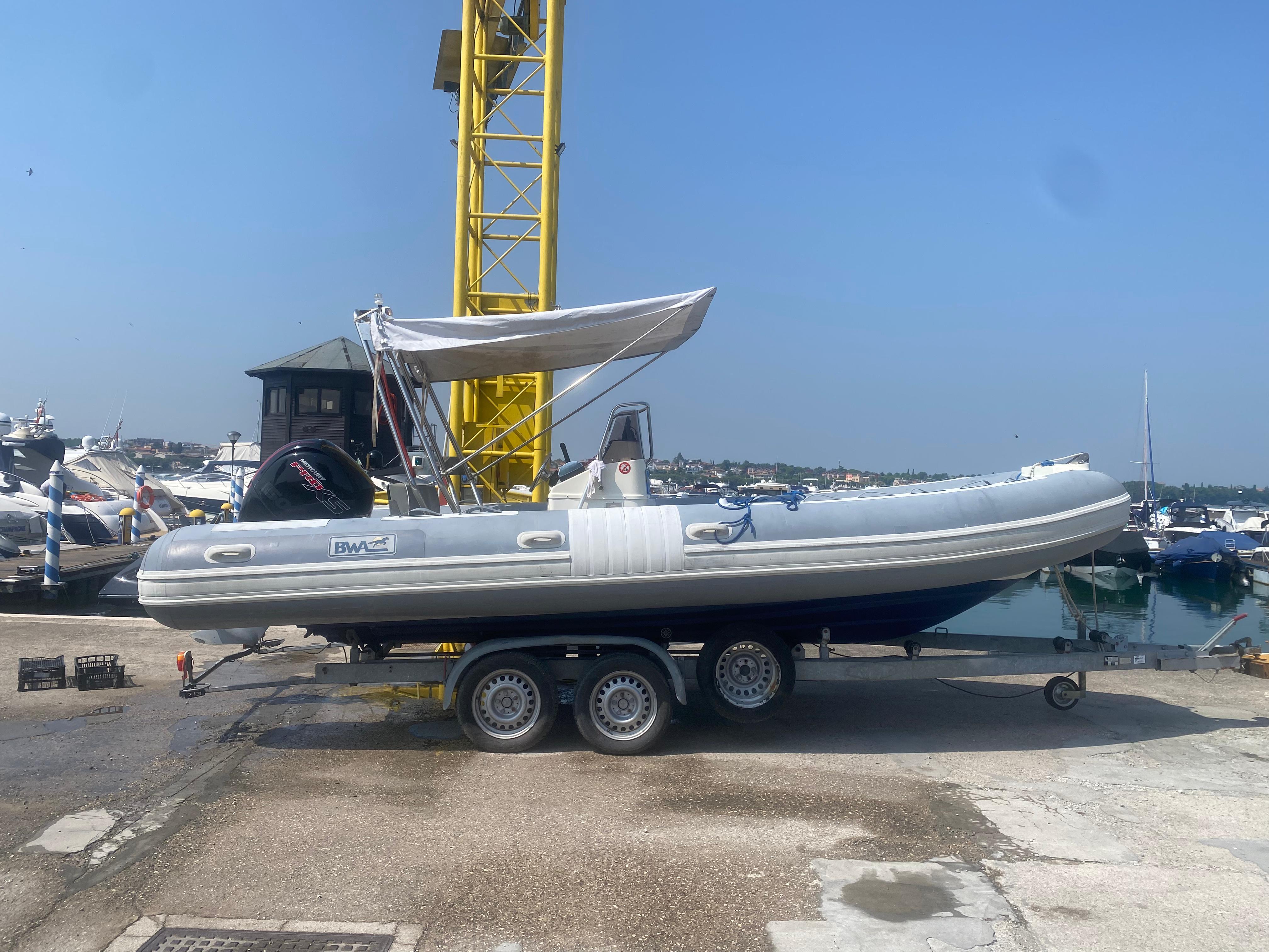 2001 BWA 650 VTR