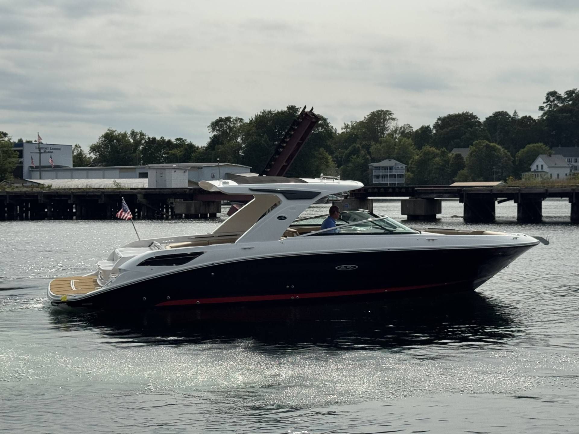 2024 Sea Ray 350 SLX