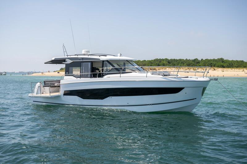 2025 Jeanneau Merry Fisher 1295 Coupe