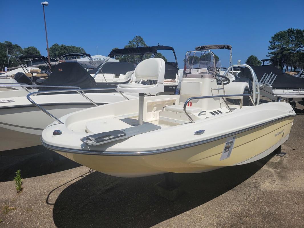 2016 Bayliner Bayliner CC5