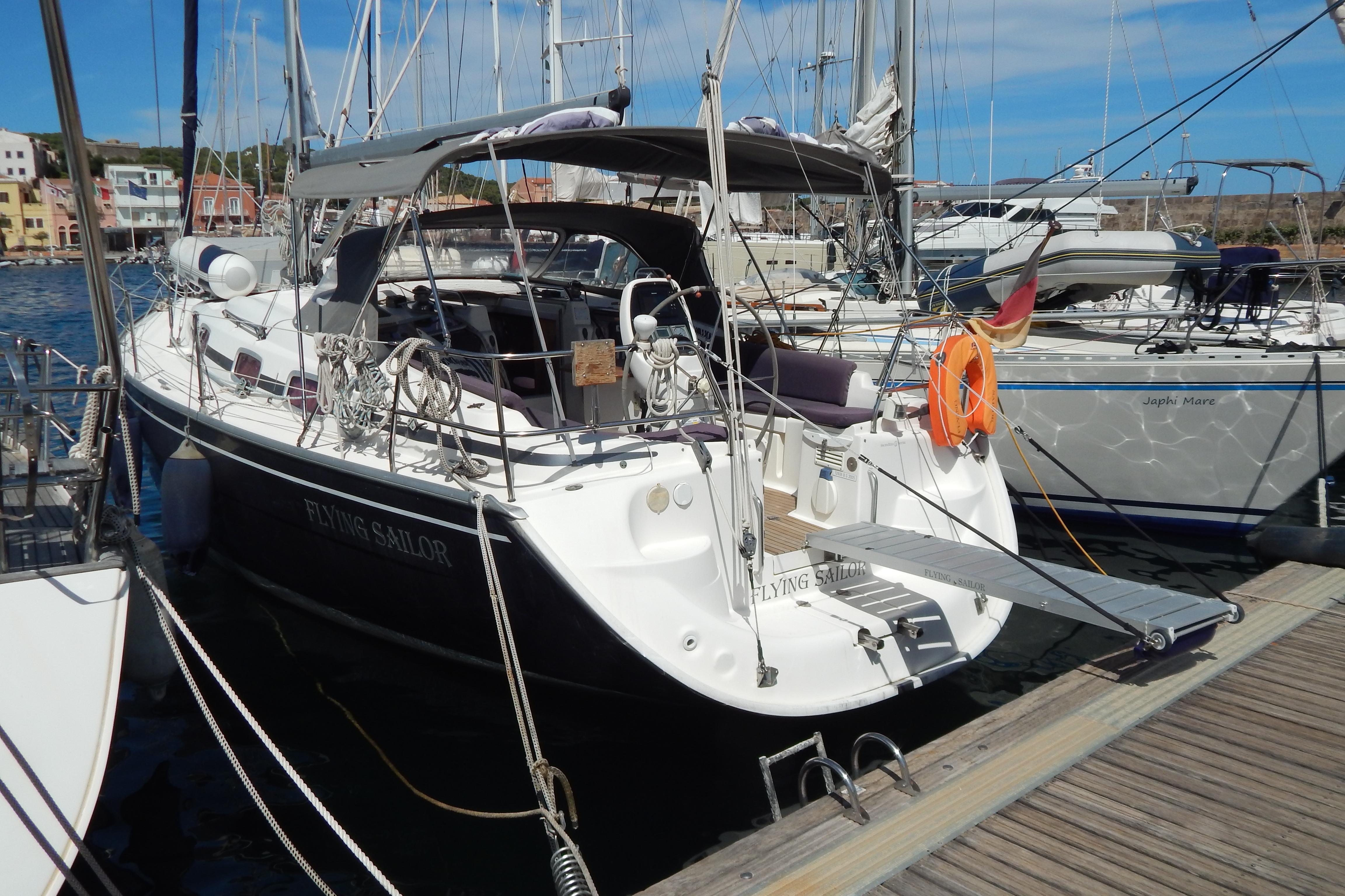 2005 Bavaria 37 Cruiser