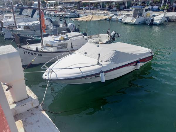 2002 Chaparral 185 SSe