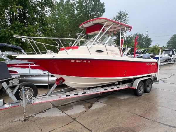 2003 Key West 2300 Bluewater