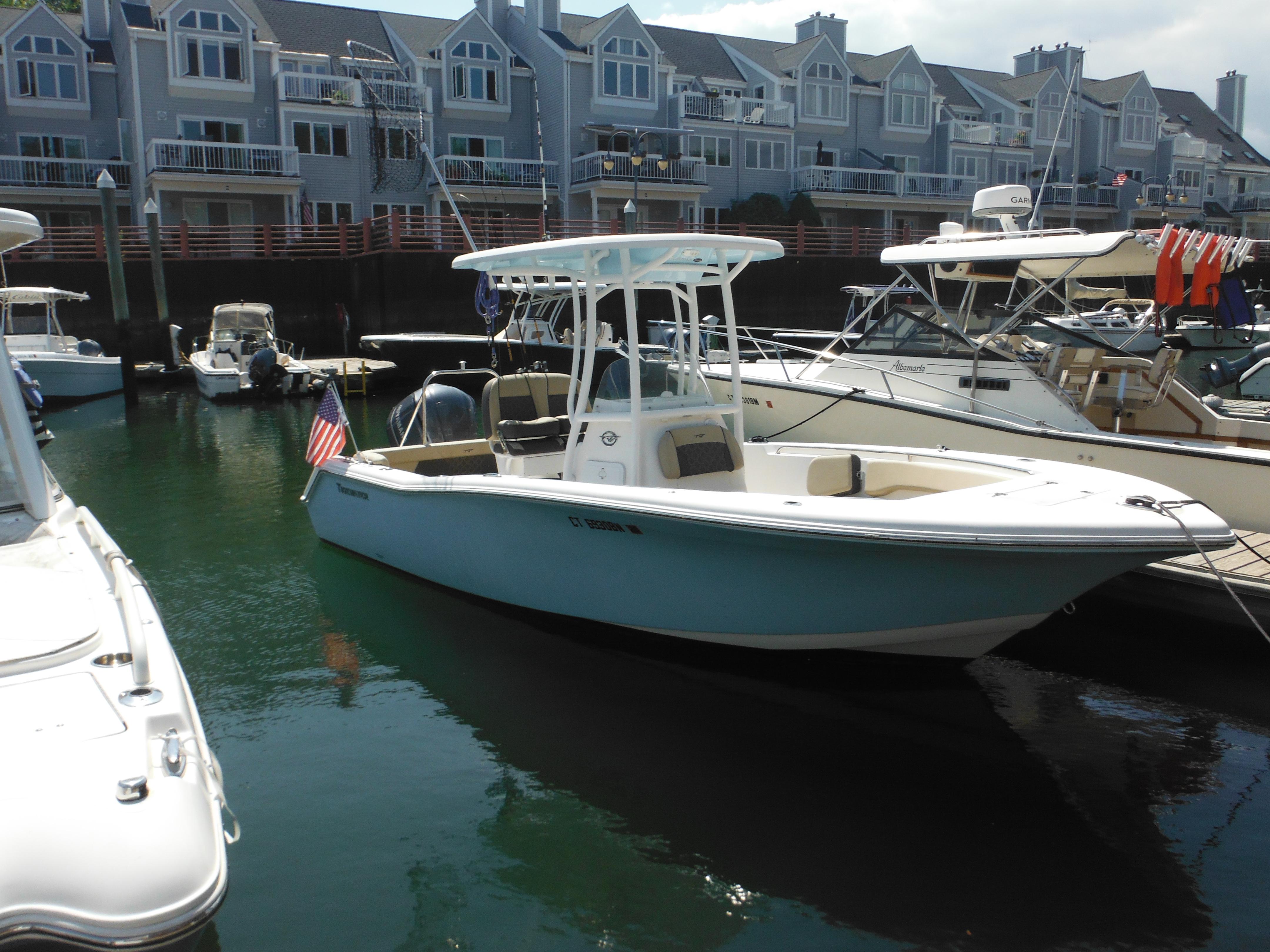 2022 Tidewater 220 LXF