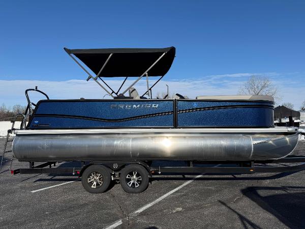 Premier 220 SUNSCAPE RL