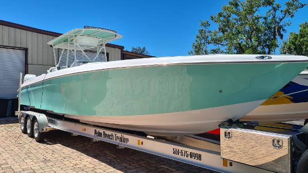2025 Custom Core 38 Center Console
