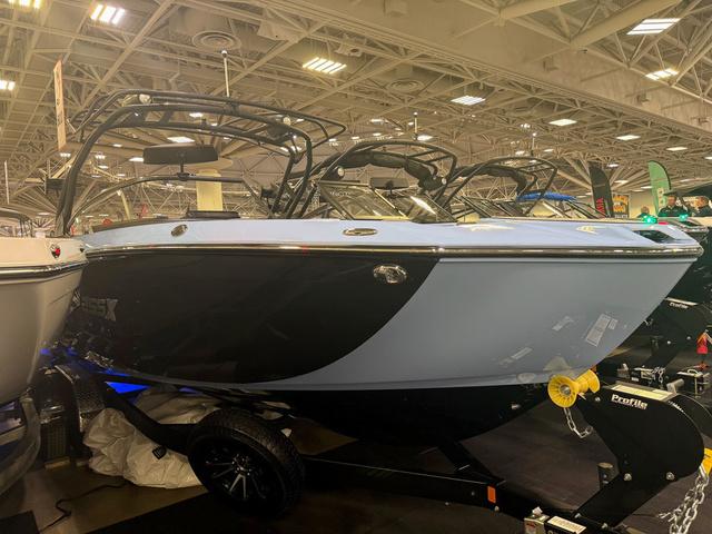 Yamaha Boats 255XD