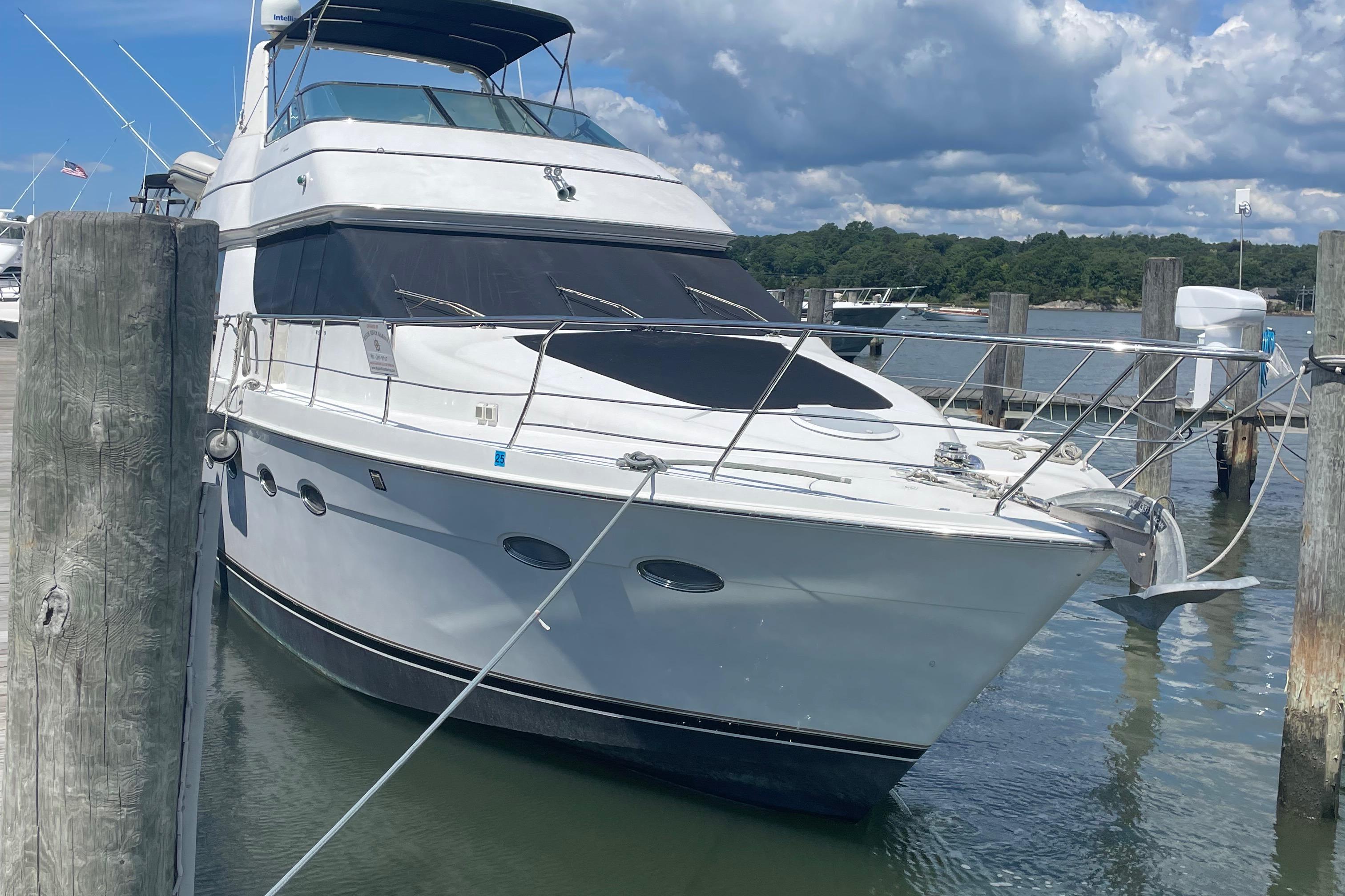 2000 Carver 530 Voyager Pilothouse