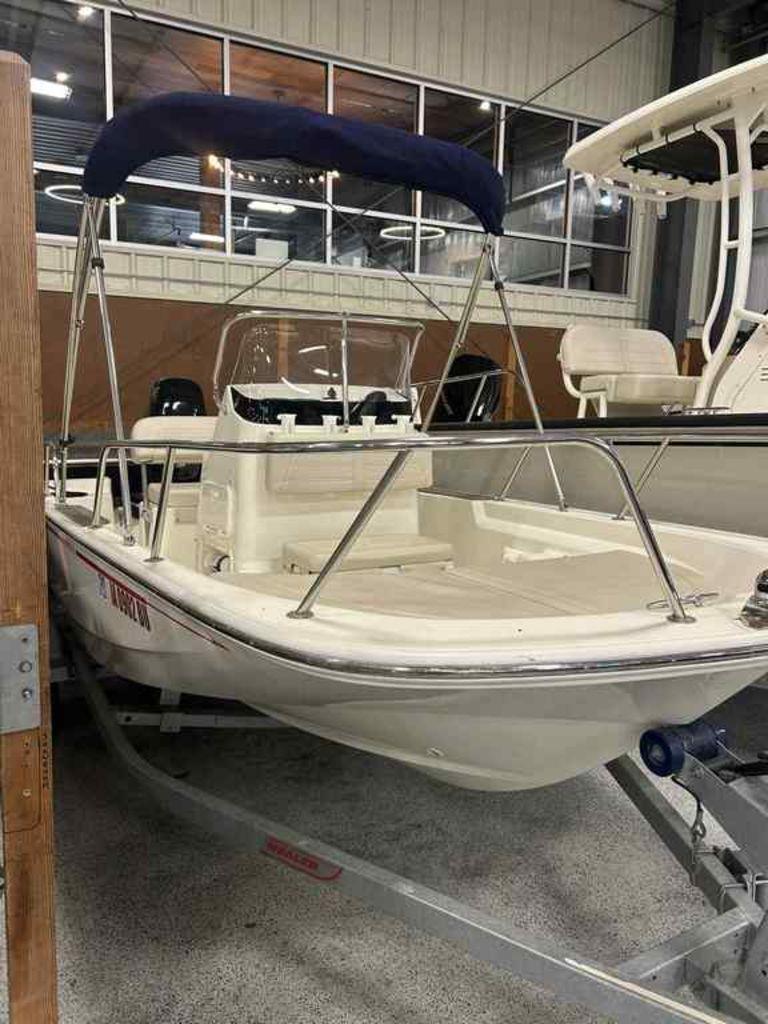 2019 Boston Whaler 150 Montauk