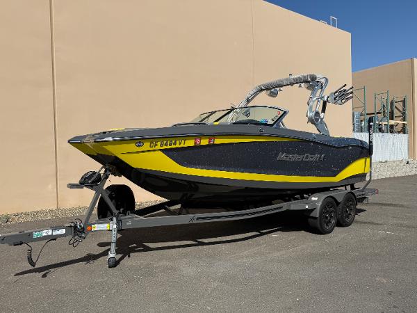 2019 MasterCraft X22