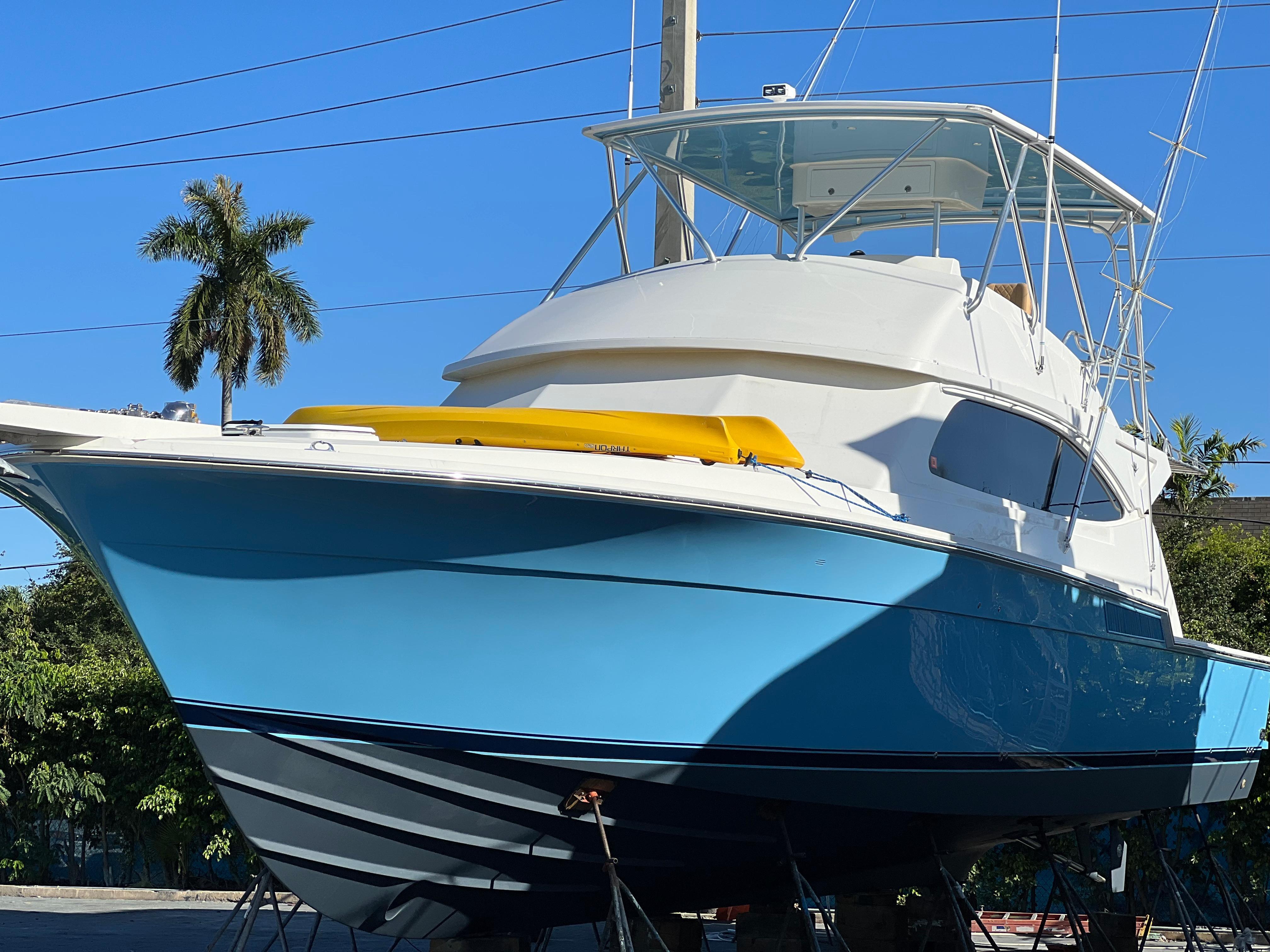 1989 Bertram Convertible