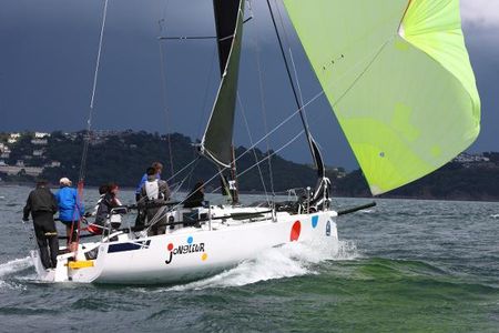 Perry Design Review J 92 Boats Com Perry Design Review J 92 Boats Com