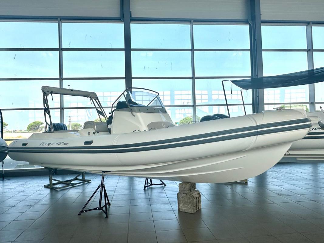 2025 Capelli tempest 800 open