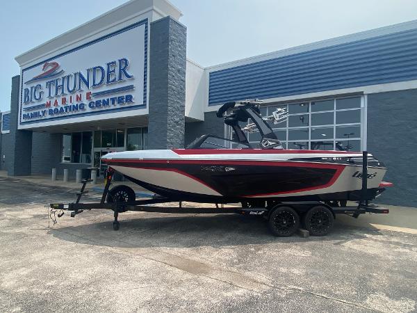 もじょ もじょ Page 24 of 175 - Used ski and wakeboard boat for sale