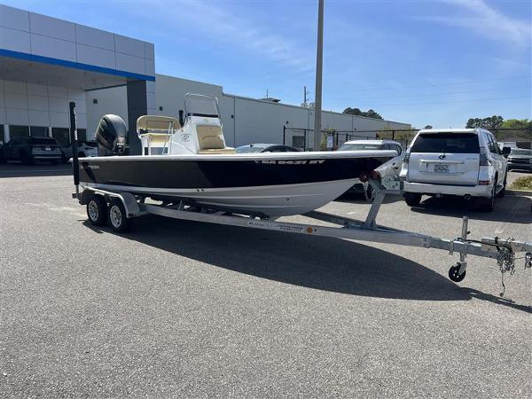 2022 Sportsman Tournament 214 SBX Bay Boat