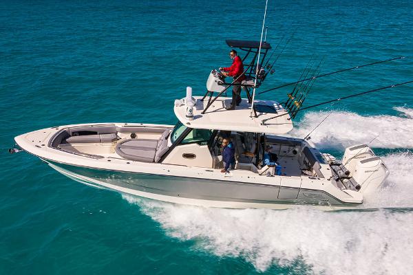 2025 Boston Whaler 360 Outrage