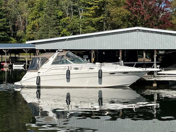 1997 Sea Ray 330 Sundancer