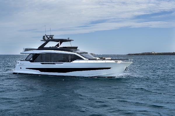2023 Astondoa AS8 Flybridge