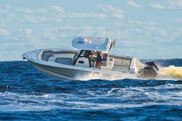 2024 Boston Whaler 280 Outrage