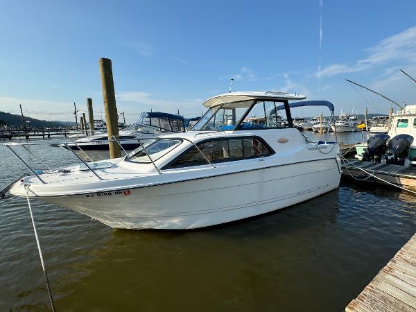 2002 Bayliner 2452 Cierra Classic Hard Top