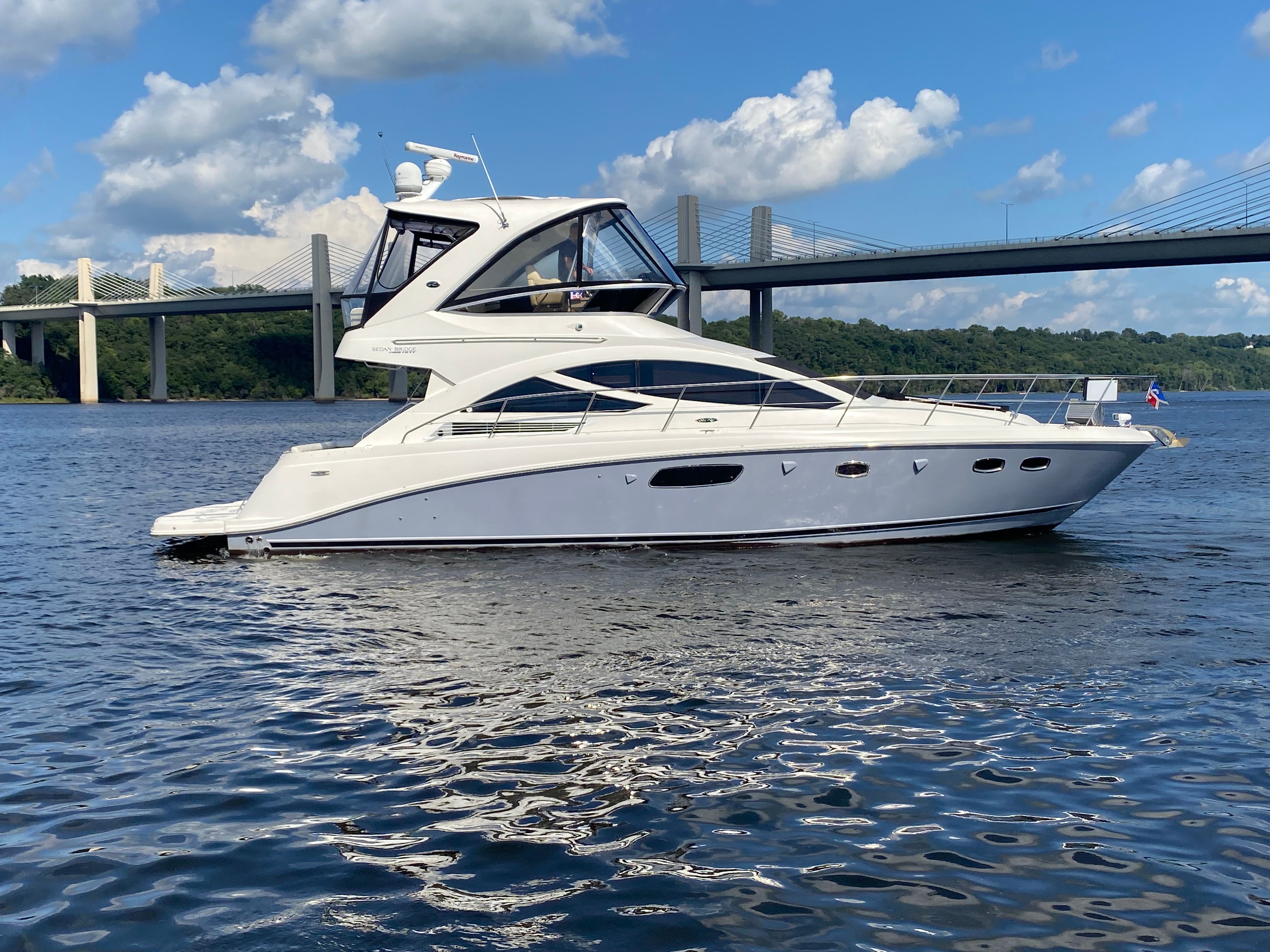 2012 Sea Ray 450 Sedan Bridge