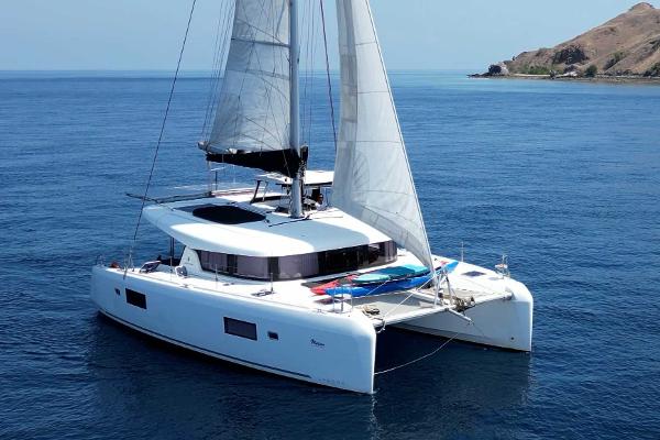 2018 Lagoon 42