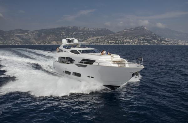 2020 Sunseeker 95 Yacht