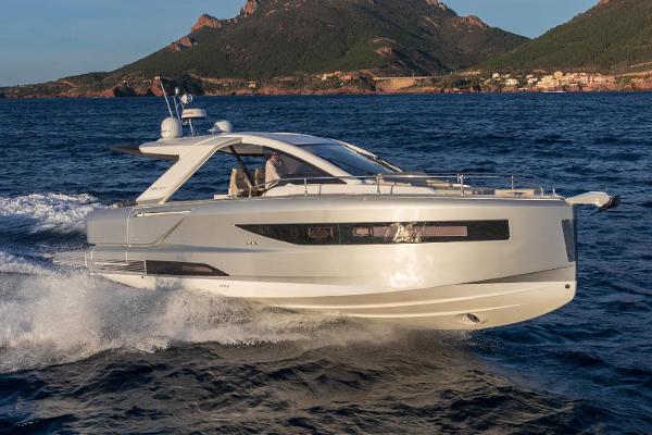 Jeanneau DB/37 IB Manufacturer Provided Image