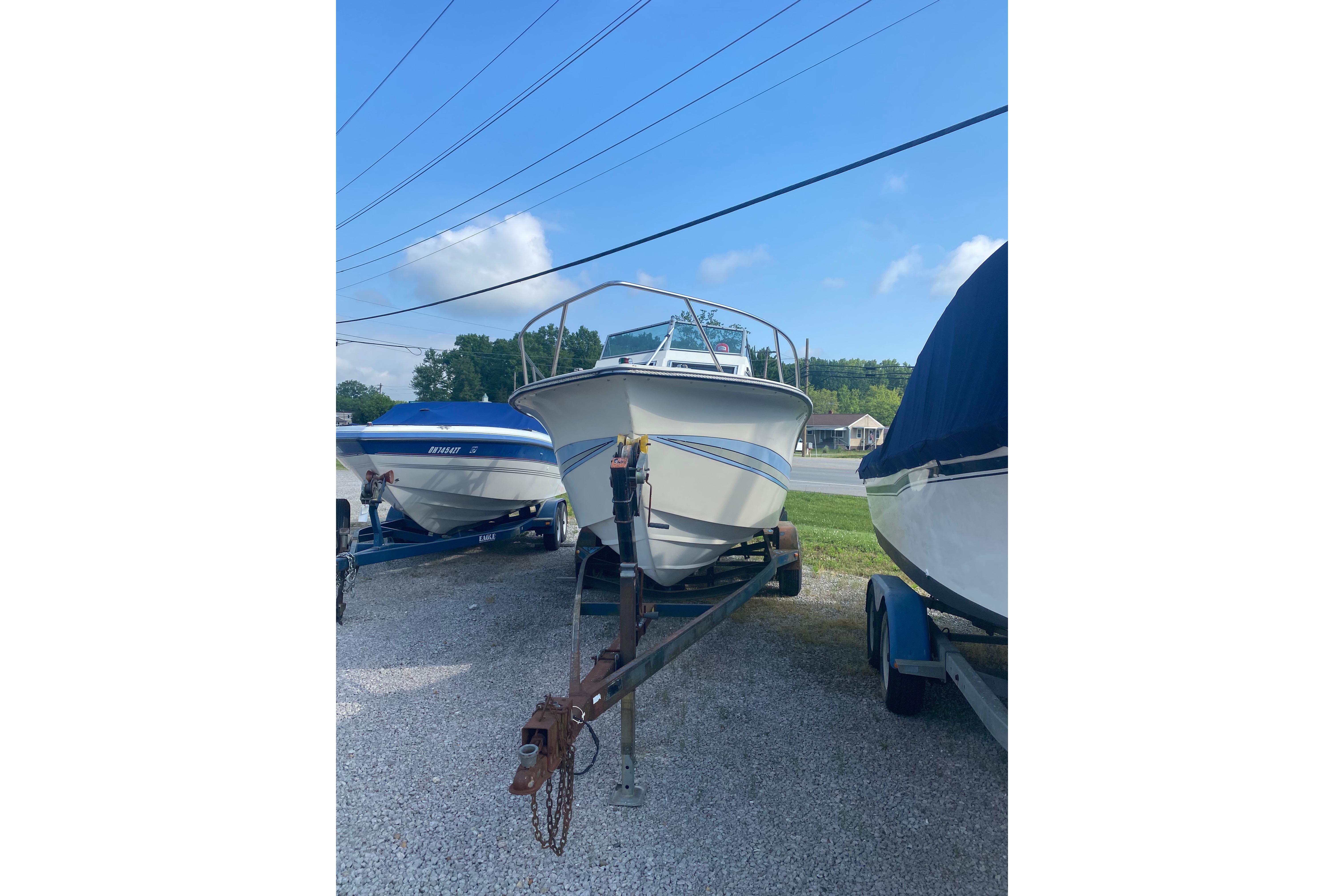 1984 Hydra-Sports 2250 WA
