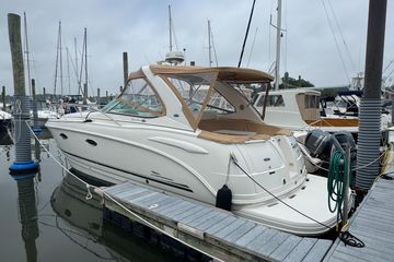2004 Chaparral 330 Signature