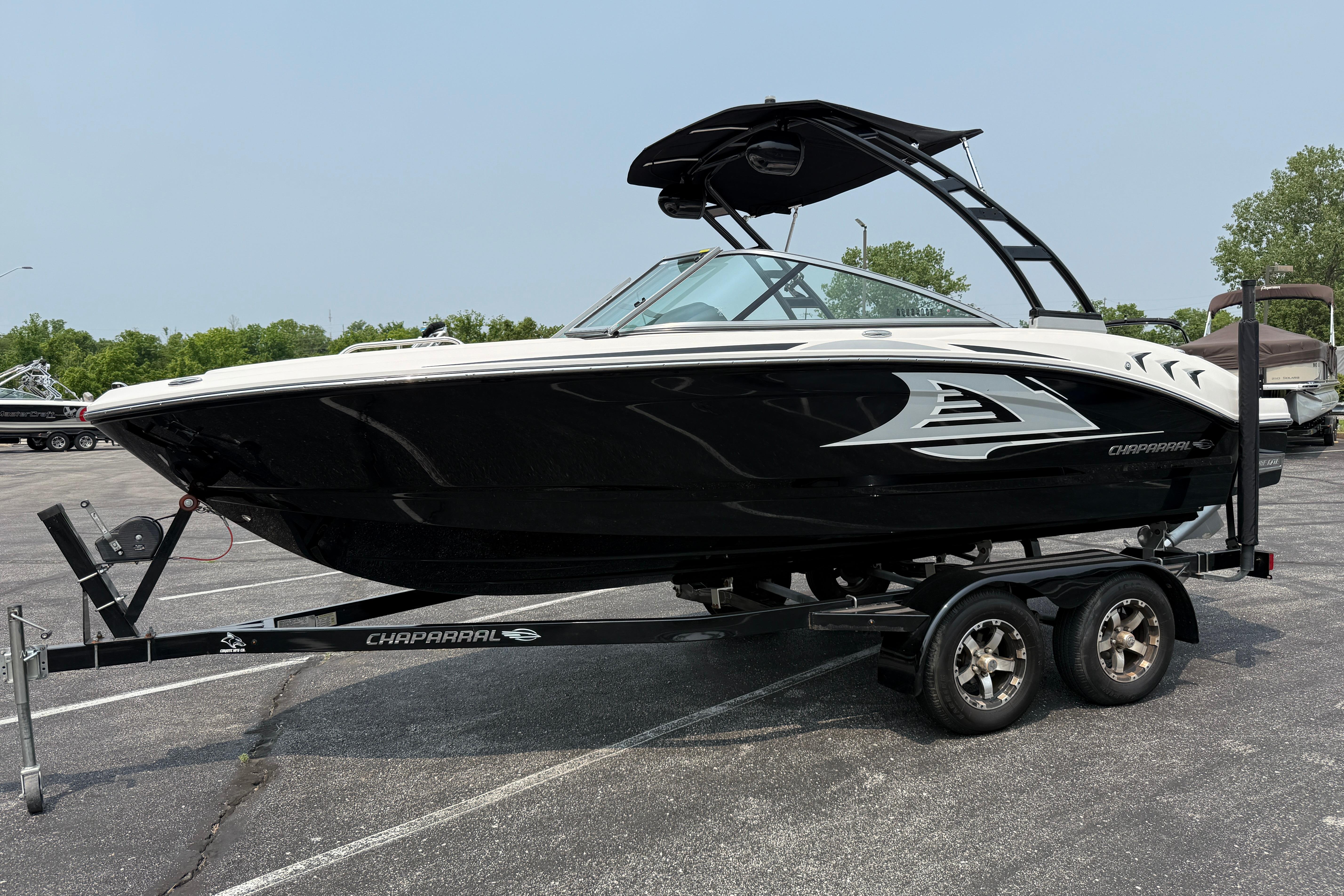2020 Chaparral 21 Surf