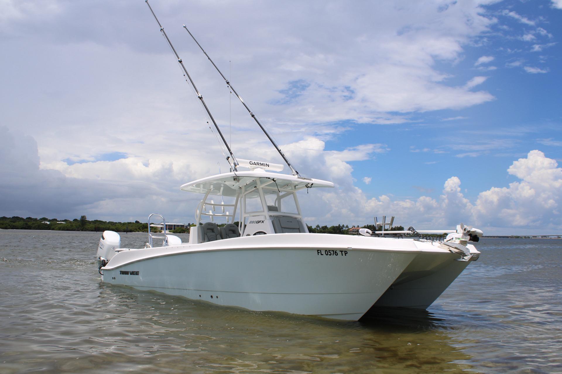 2023 Twin Vee 280 GFX CC